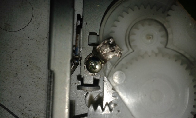 reparation lecteur cd clarion 2599D